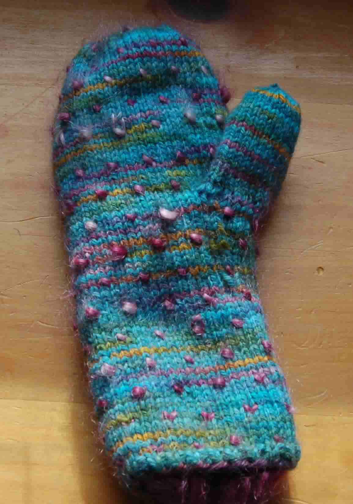 Thrum Mitten